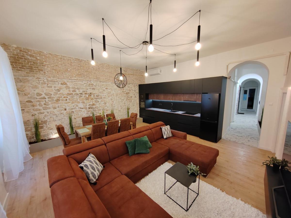 Town Square Apartment Zadar Exterior photo